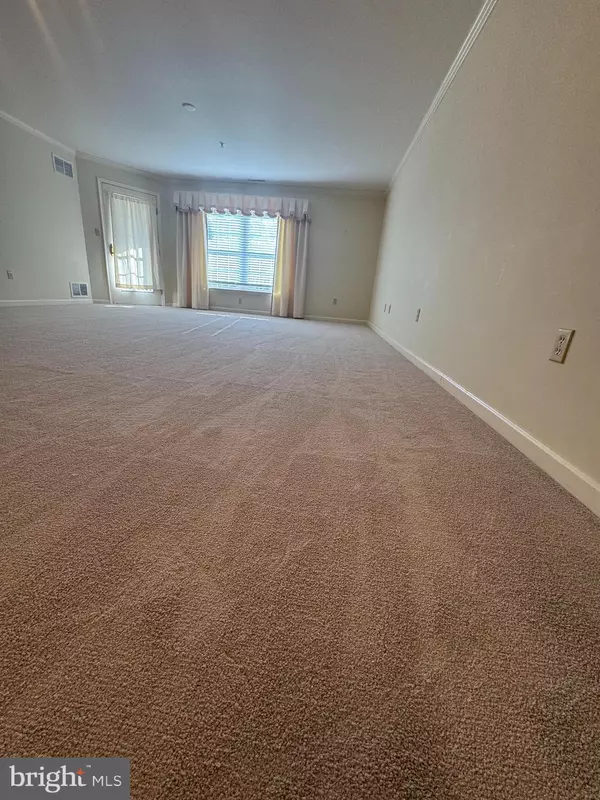 Salisbury, MD 21804,1101 S SCHUMAKER DR #306