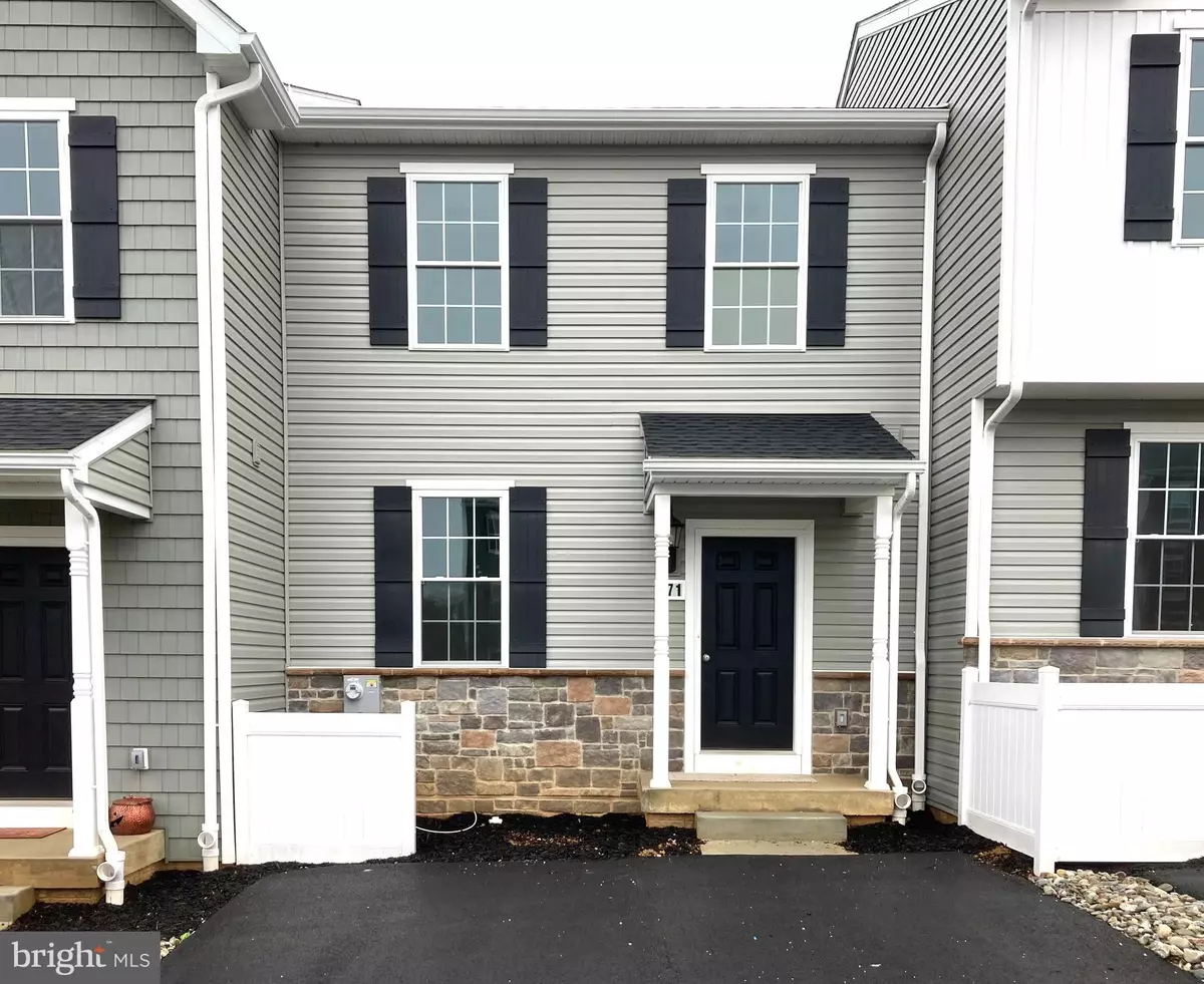 Hanover, PA 17331,123 HOLSTEIN DR #161