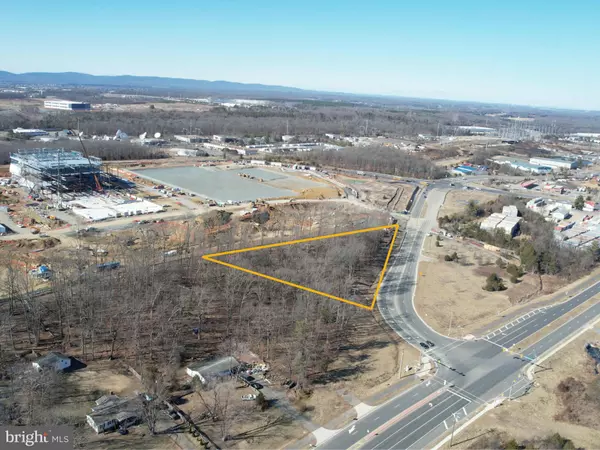 Bristow, VA 20136,13076 HANSEN FARM RD