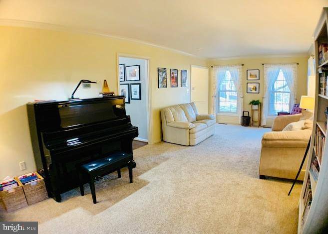 Dumfries, VA 22025,15909 MONCURE DR