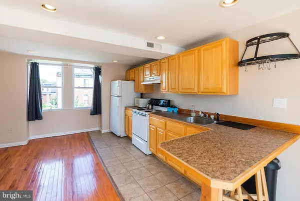 3826 LANCASTER AVE #UNIT 3, Philadelphia, PA 19104