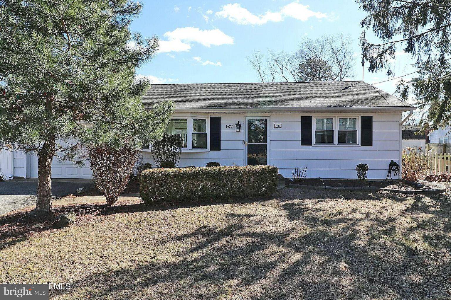 1627 WOODLAND RD, Forked River, NJ 08731