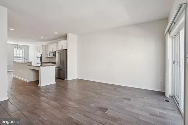 9611 WESHIRE DR Upper Marlboro, MD 20774