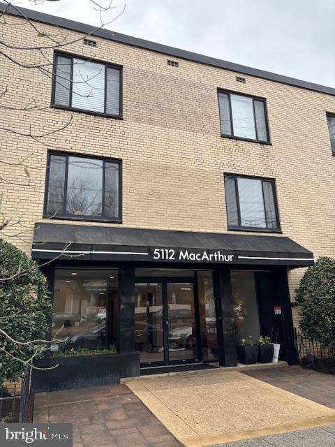 5112 MACARTHUR BLVD NW #2, Washington, DC 20016