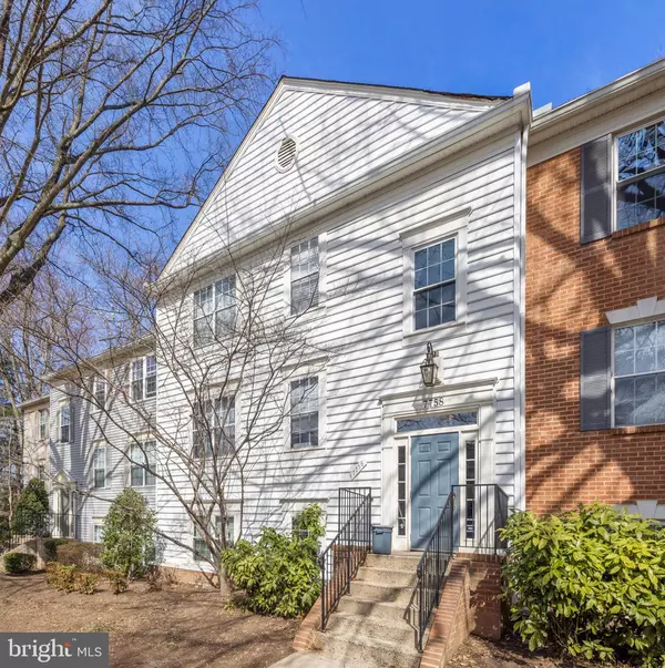 Falls Church, VA 22042,7758 NEW PROVIDENCE DR #12