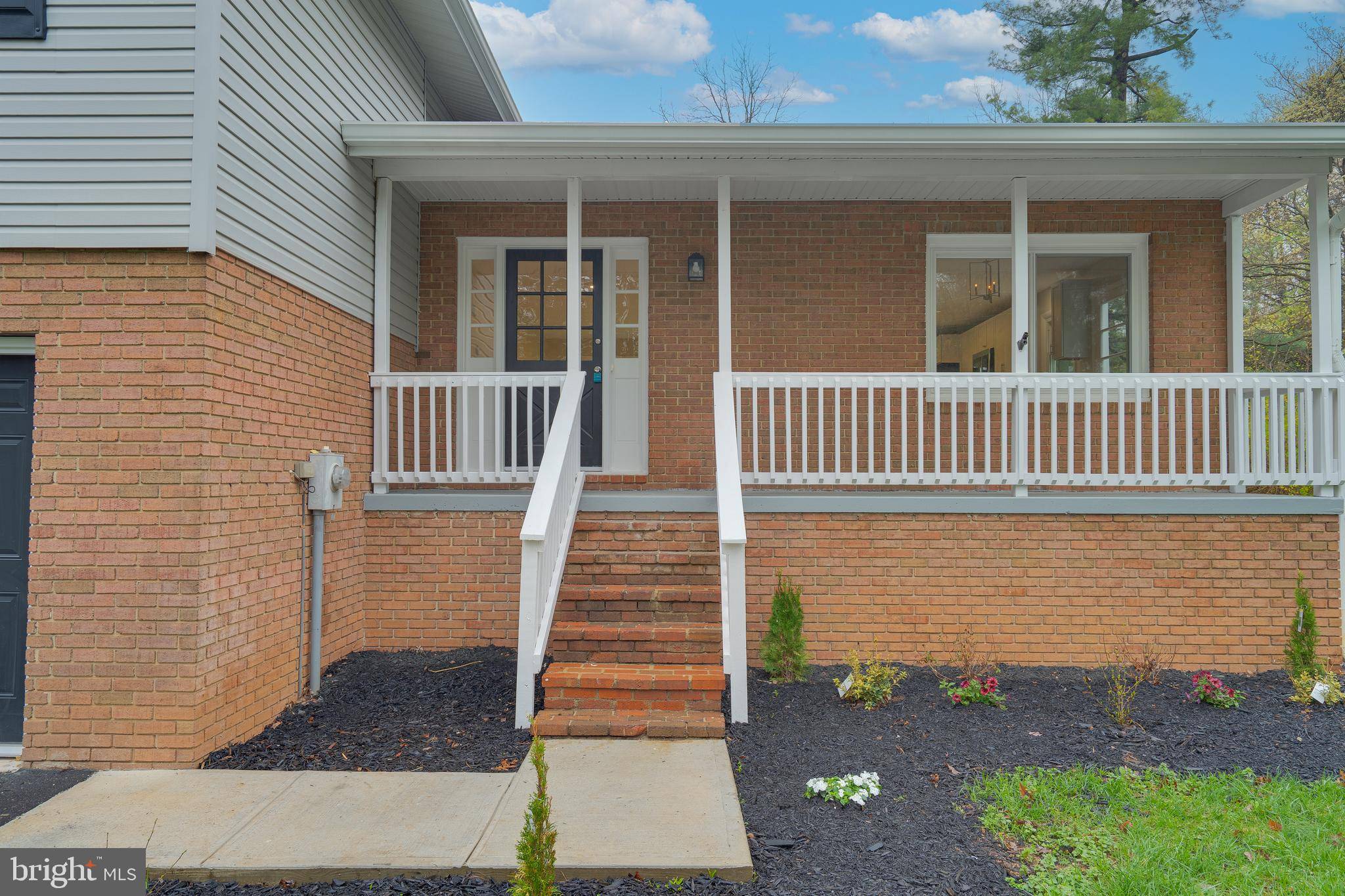 Shepherdstown, WV 25443,155 MEADOWLARK LN