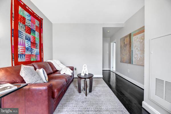 1436 W NW #405, Washington, DC 20009