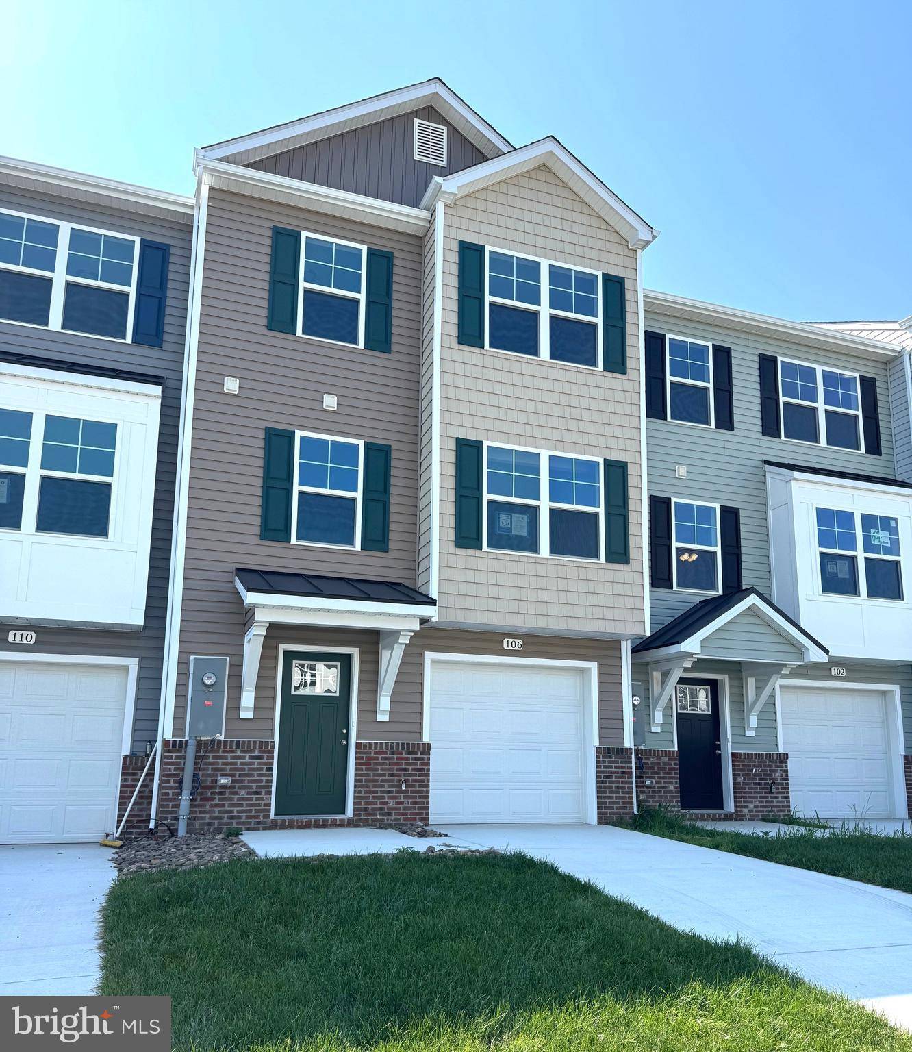 Martinsburg, WV 25405,106 MOSES DR