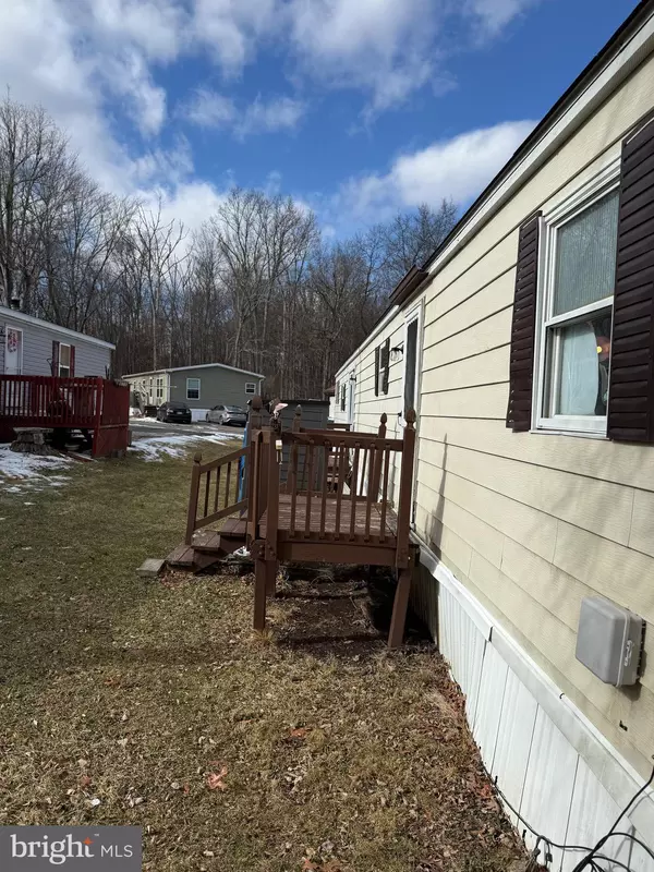 Mountain Top, PA 18707,113 VALLEY STREAM PARK