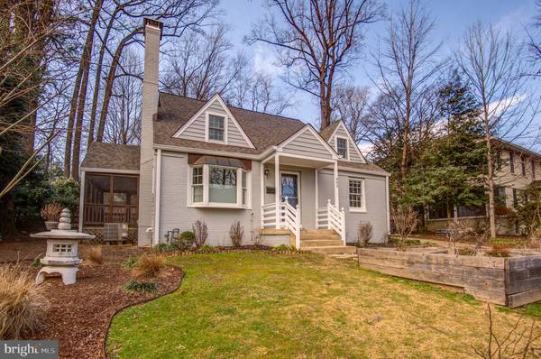 403 W ROSEMARY LN, Falls Church, VA 22046