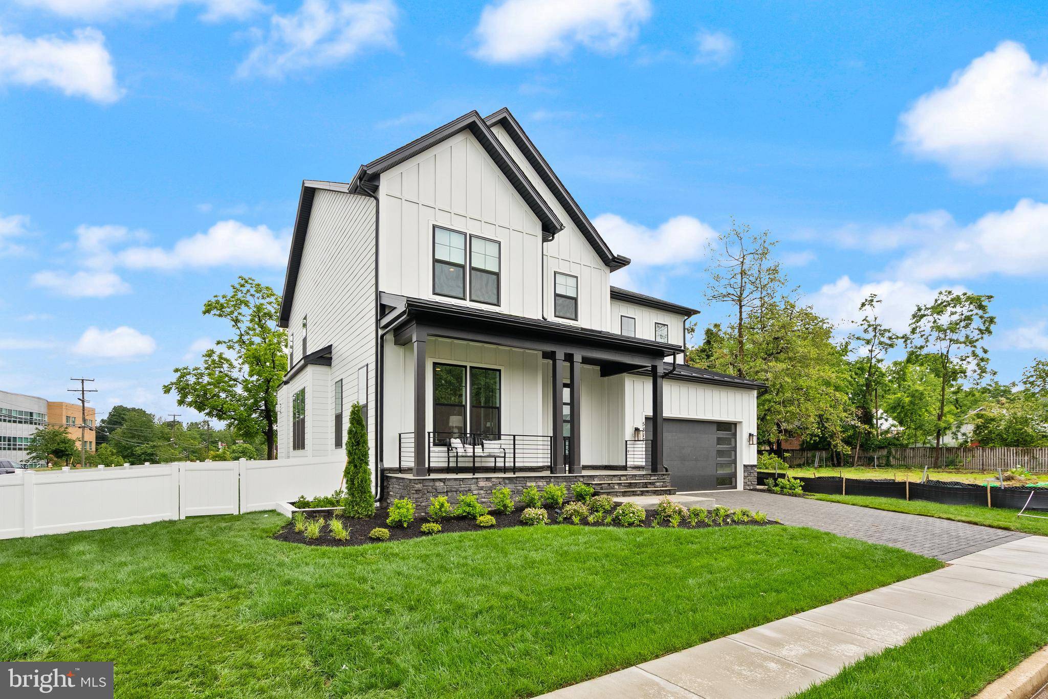 Arlington, VA 22204,5817 2ND ST S