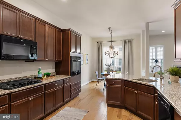 1918 YEARLING CT Cherry Hill, NJ 08002