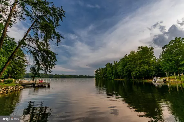 Ruther Glen, VA 22546,20 LAKE CAROLINE DR