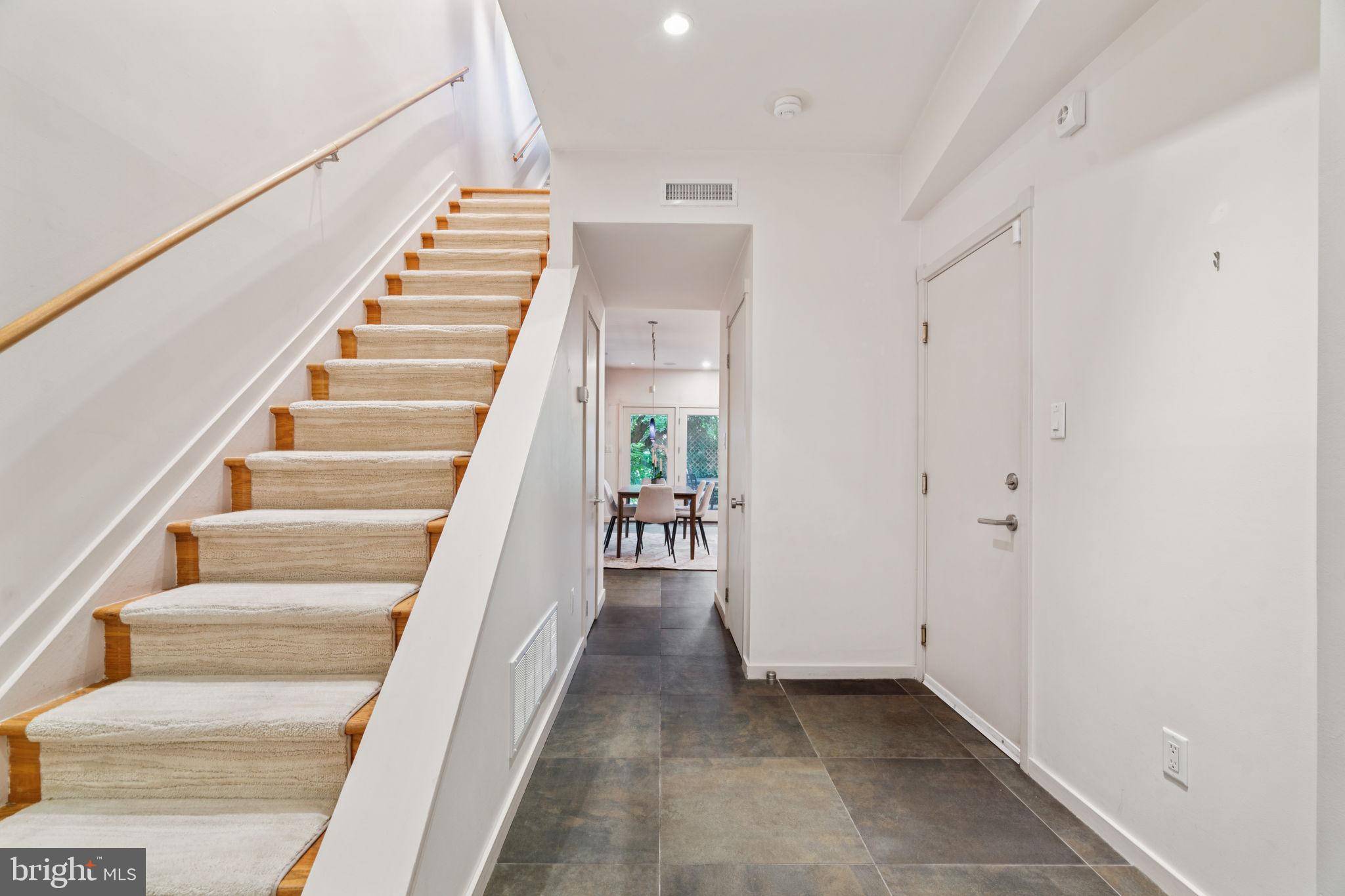 Philadelphia, PA 19107,334 S QUINCE ST