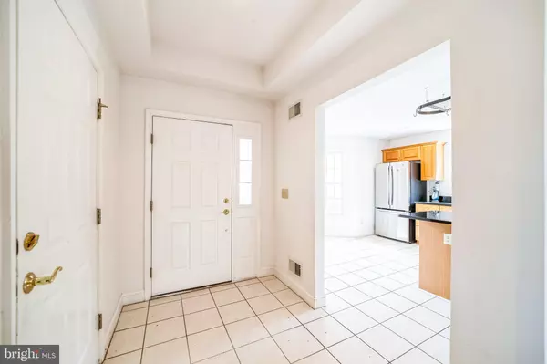 Princeton, NJ 08540,45 HEDGE ROW RD