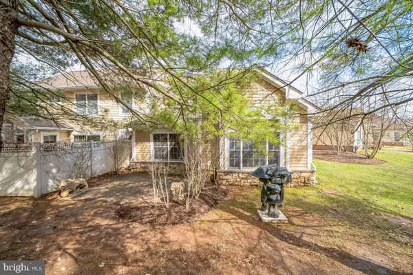 Princeton, NJ 08540,45 HEDGE ROW RD