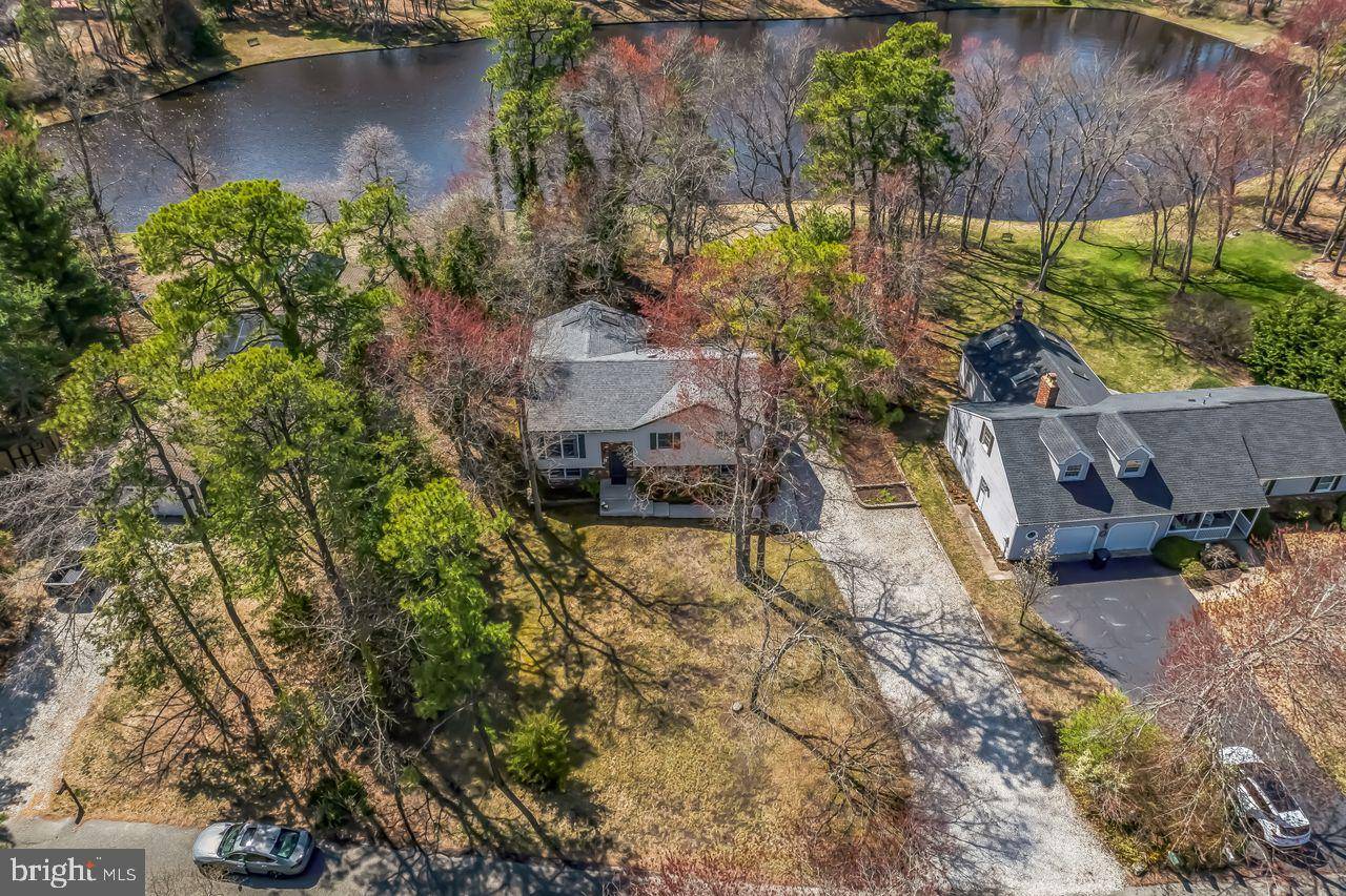 18 FRIAR TUCK DR, Medford, NJ 08055