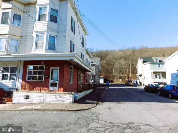 1339 E MARKET ST, Mahanoy City, PA 17948