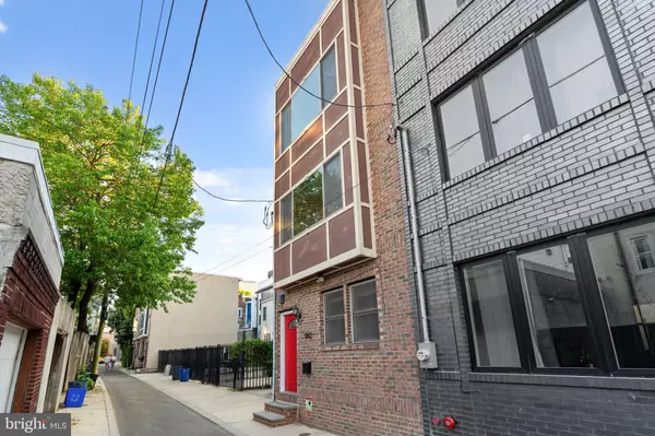 Philadelphia, PA 19123,1142 N GALLOWAY ST