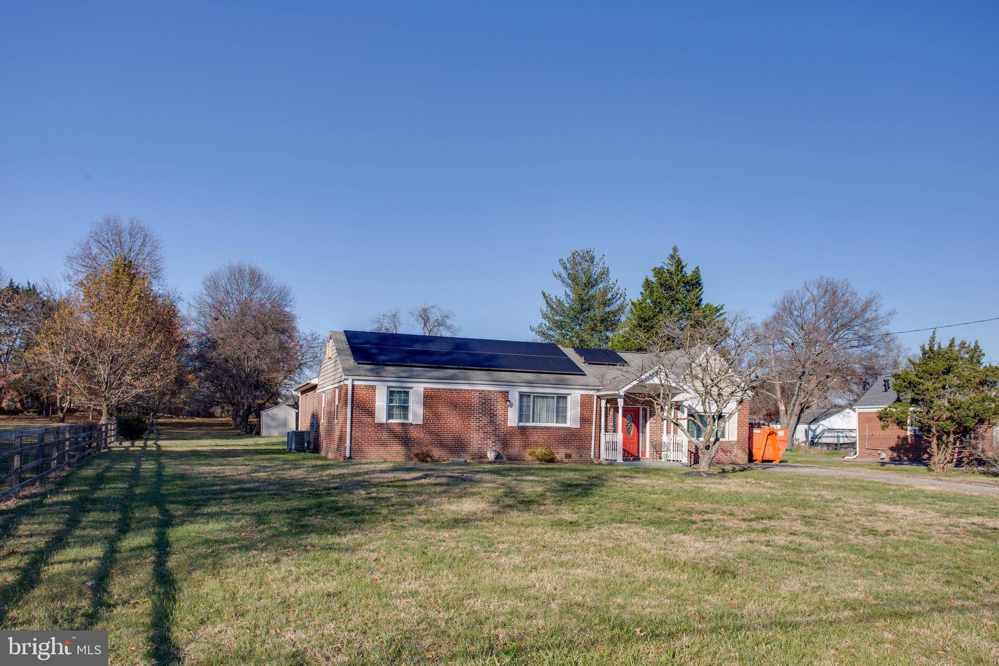 6422 HORSESHOE RD E, Clinton, MD 20735