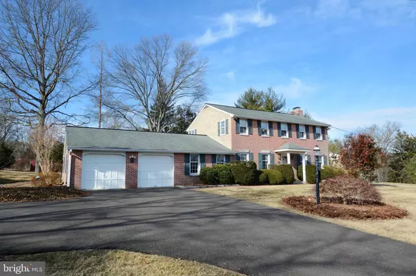 1425 CIRCLE DR, Telford, PA 18969