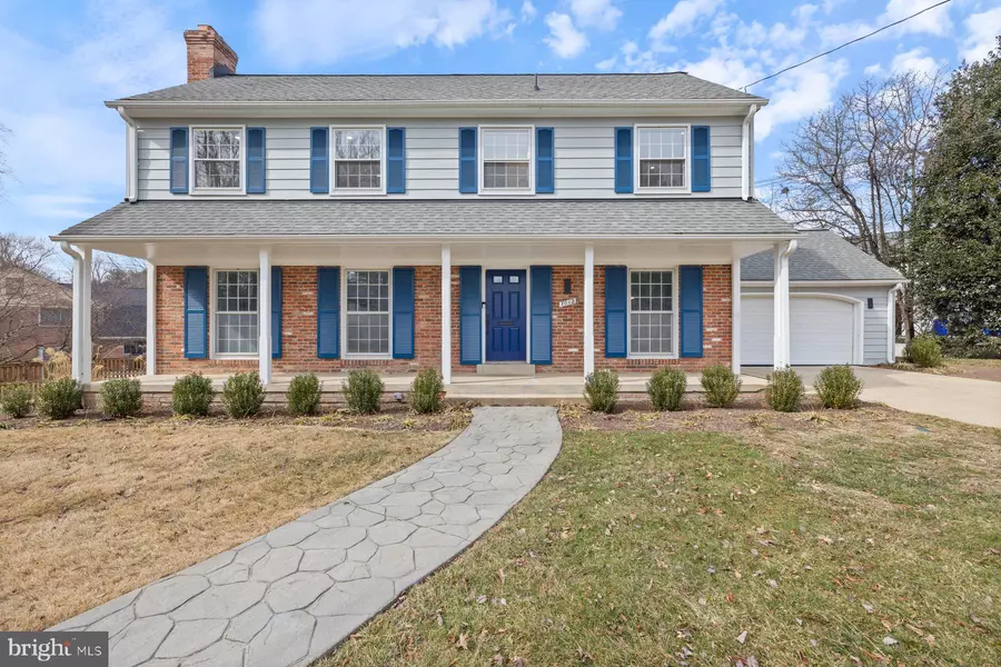 7012 WOLFTREE LN, Rockville, MD 20852