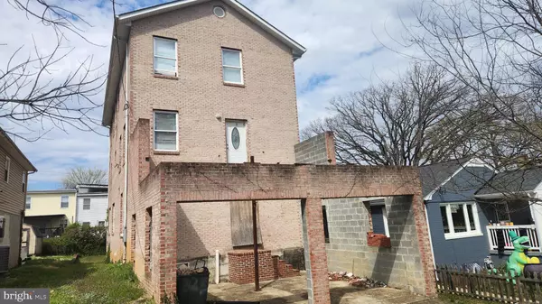 256 57TH ST NE, Washington, DC 20019