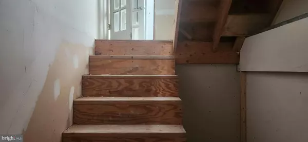 Washington, DC 20019,256 57TH ST NE