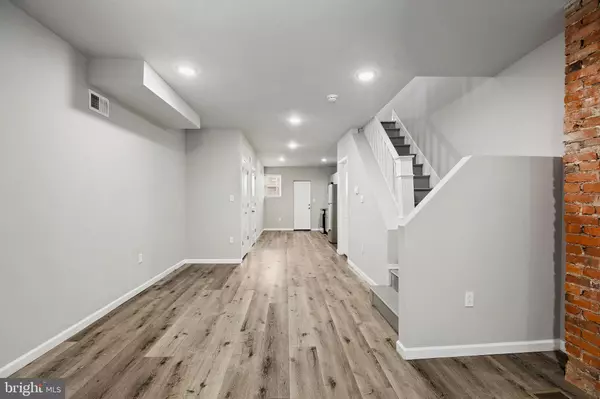 Philadelphia, PA 19143,5660 HADFIELD ST