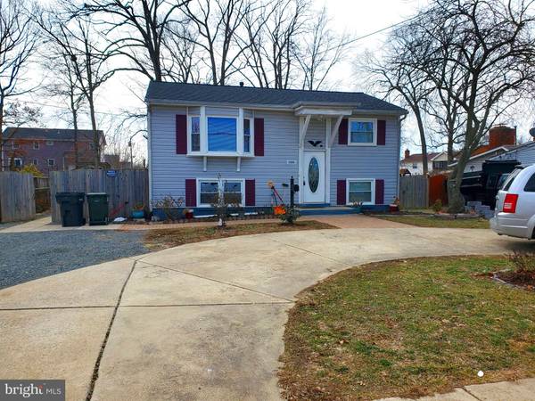 10019 LOMOND DR, Manassas, VA 20109