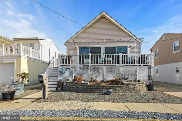 617 W PINE AVE, West Wildwood, NJ 08260