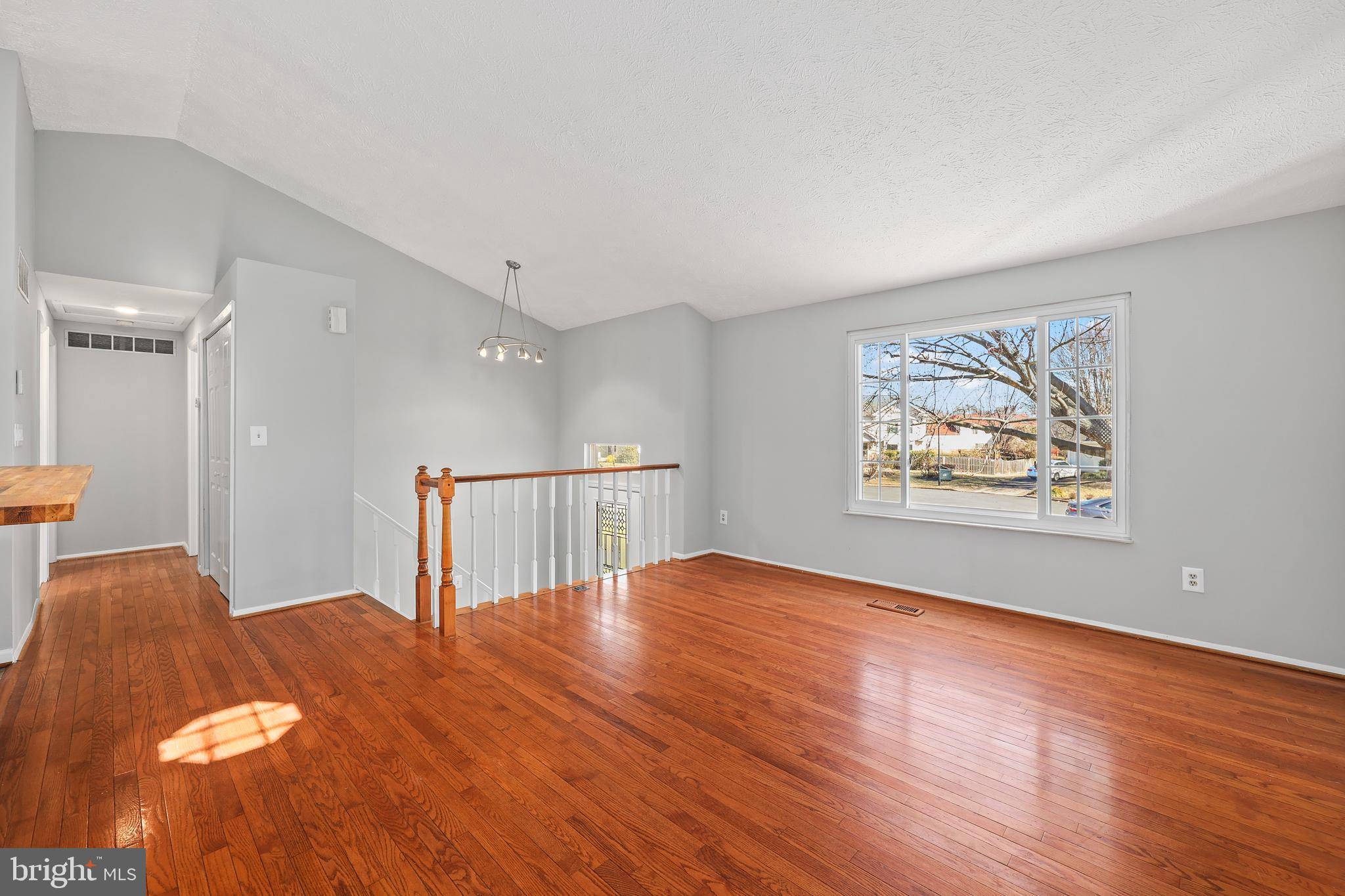 Chantilly, VA 20151,3826 DITTANY CT