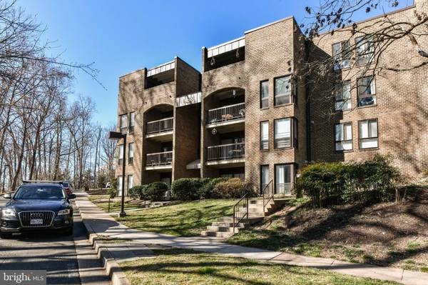 11220 CHESTNUT GROVE SQ #223, Reston, VA 20190