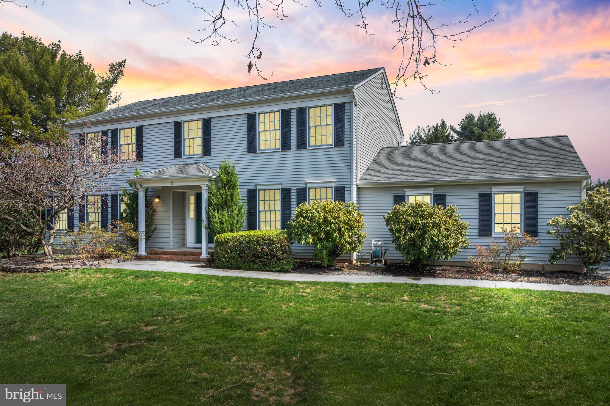 11 BRIDGEWATER DR, Princeton Junction, NJ 08550