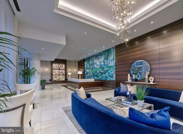 Philadelphia, PA 19107,301 S BROAD STREET #PH1