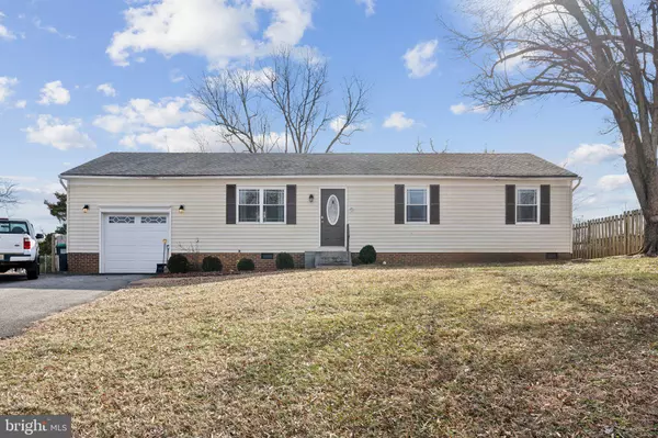 1417 BRIMSTONE DR, Fredericksburg, VA 22407