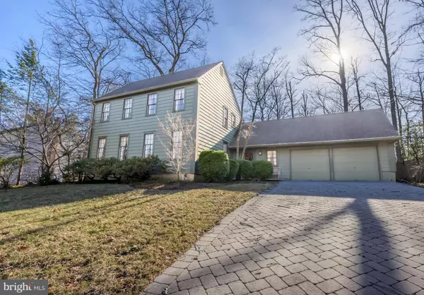 4 DONCASTER RD, Cherry Hill, NJ 08003