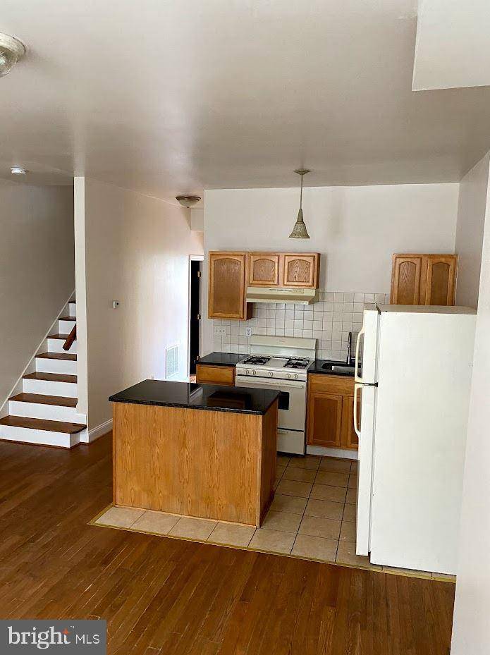 Philadelphia, PA 19133,1134 W NEVADA ST