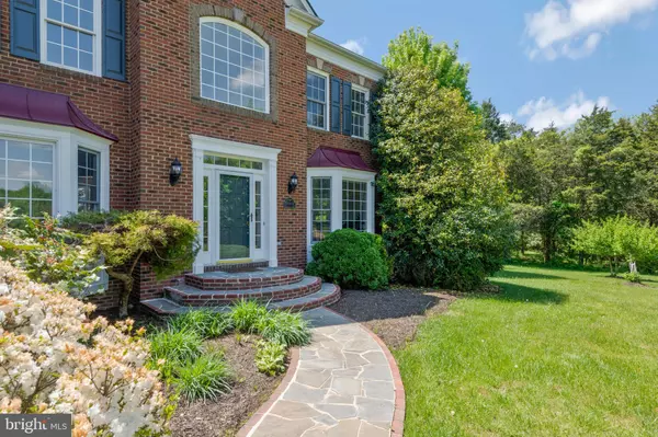 Centreville, VA 20120,6563 HALLISSEY CT