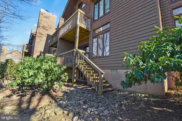 Wintergreen, VA 22967,786 LAURELWOOD CONDOS