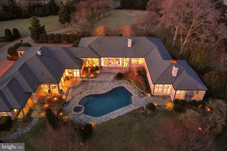 9619 GEORGETOWN PIKE, Great Falls, VA 22066