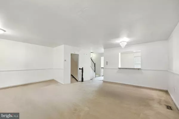 Manassas, VA 20109,7637 MONITOR CT