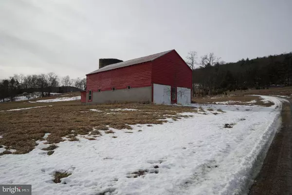 Franklin, WV 26807,255 TROUBLESOME VALLEY RD