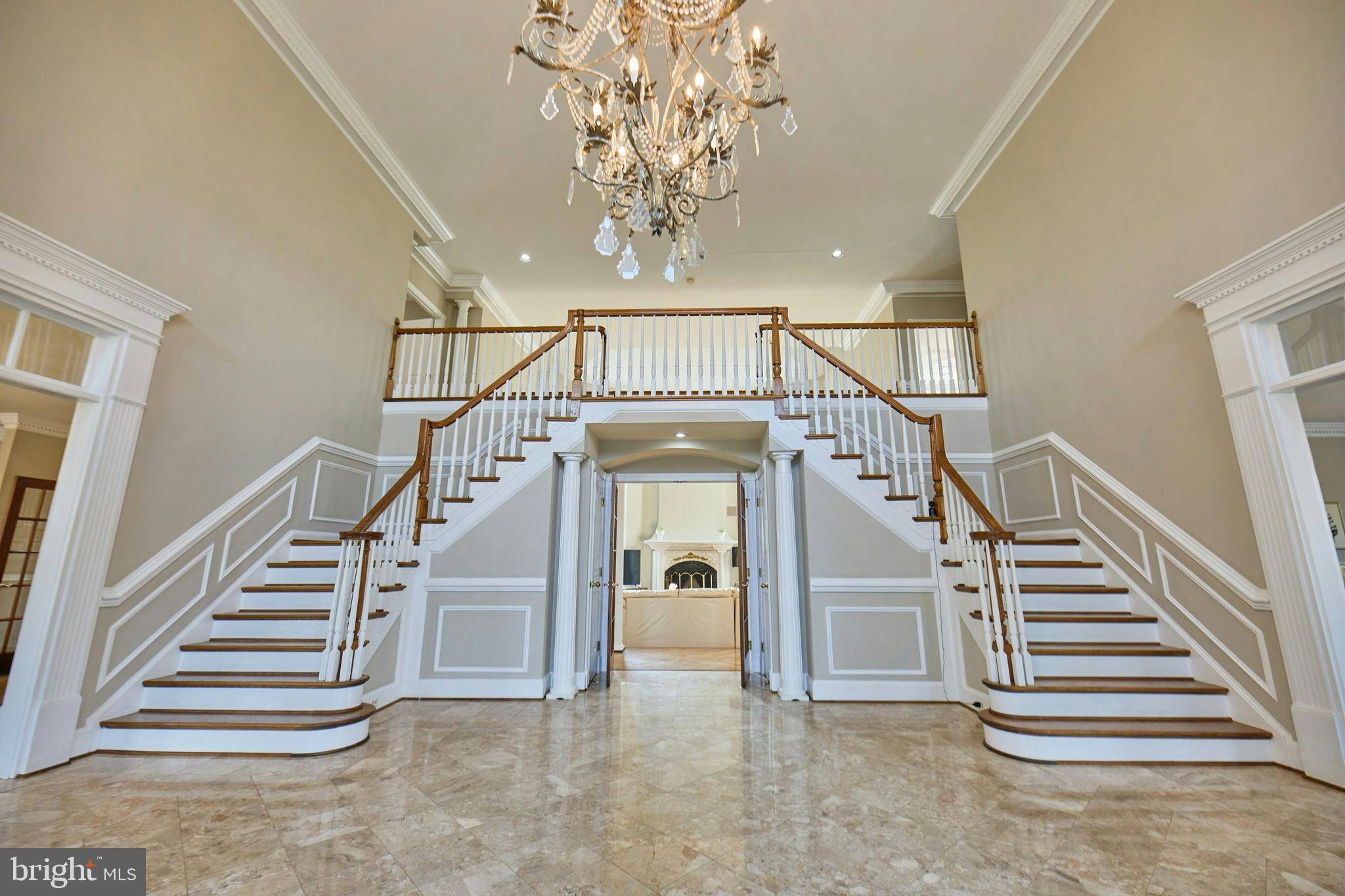 Clifton, VA 20124,6830 CLIFTON RD