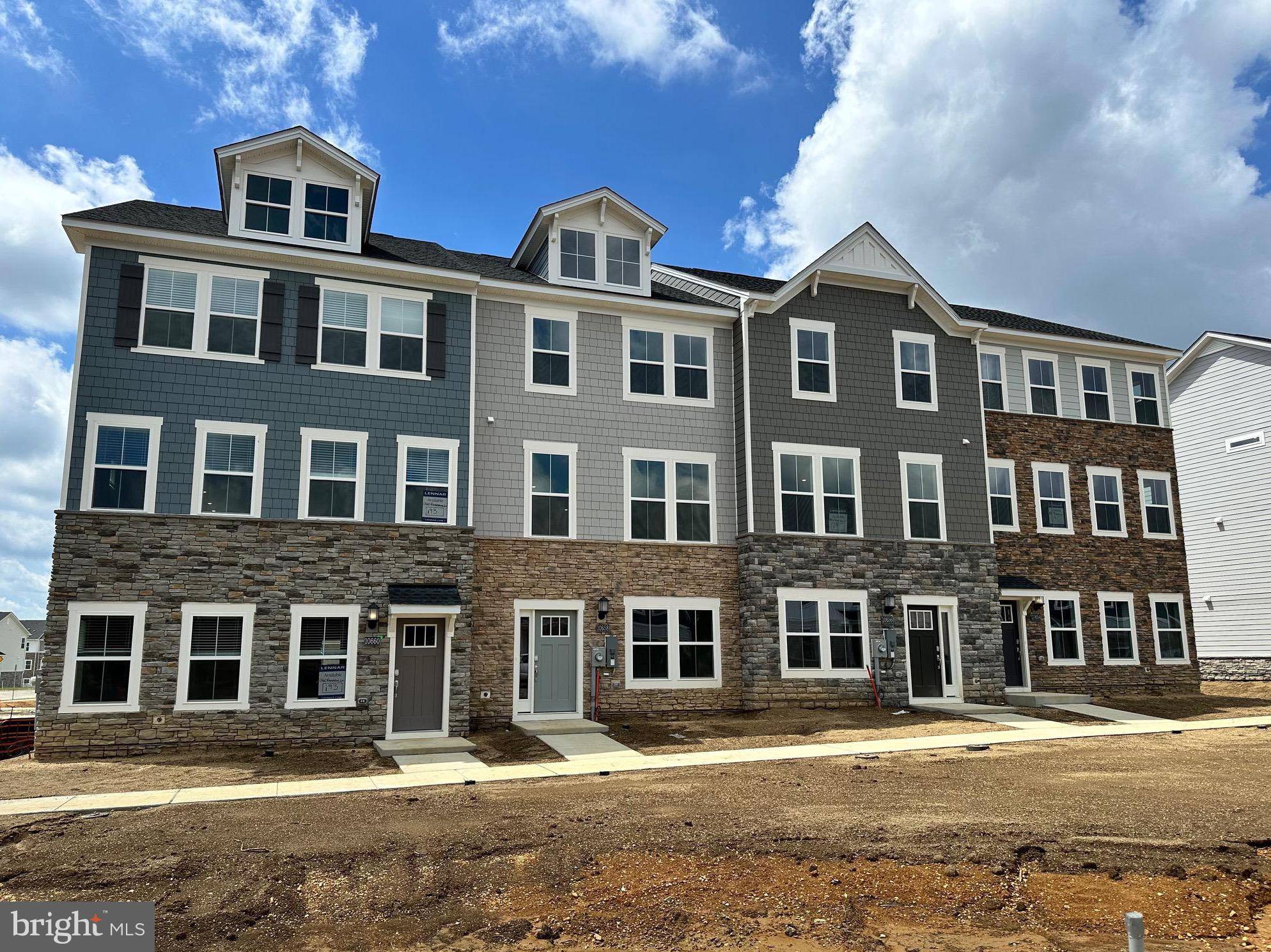 10660 ROUNDSTONE LN, White Plains, MD 20695