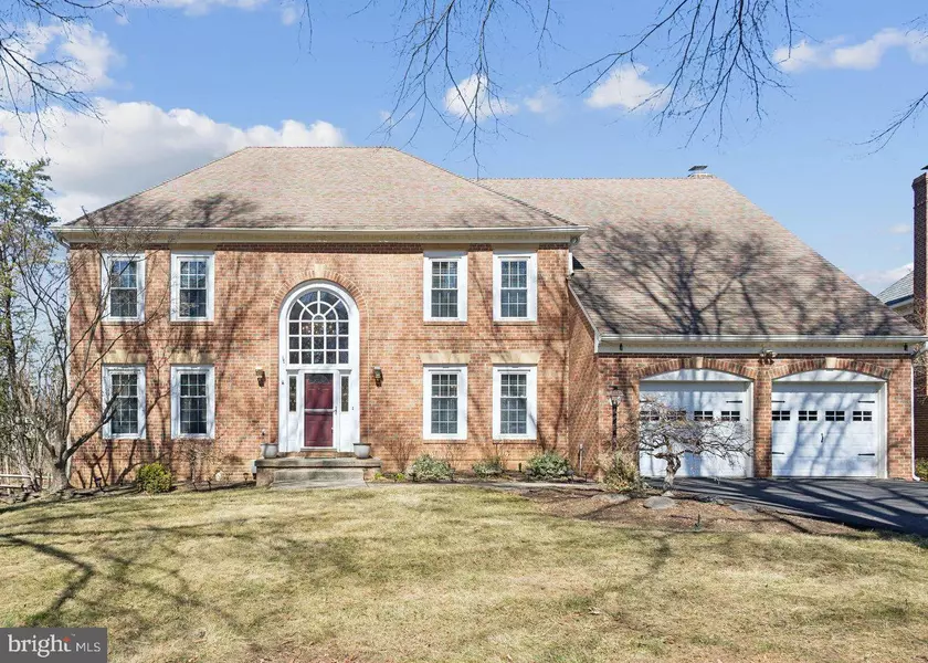 15127 WETHERBURN DR, Centreville, VA 20120