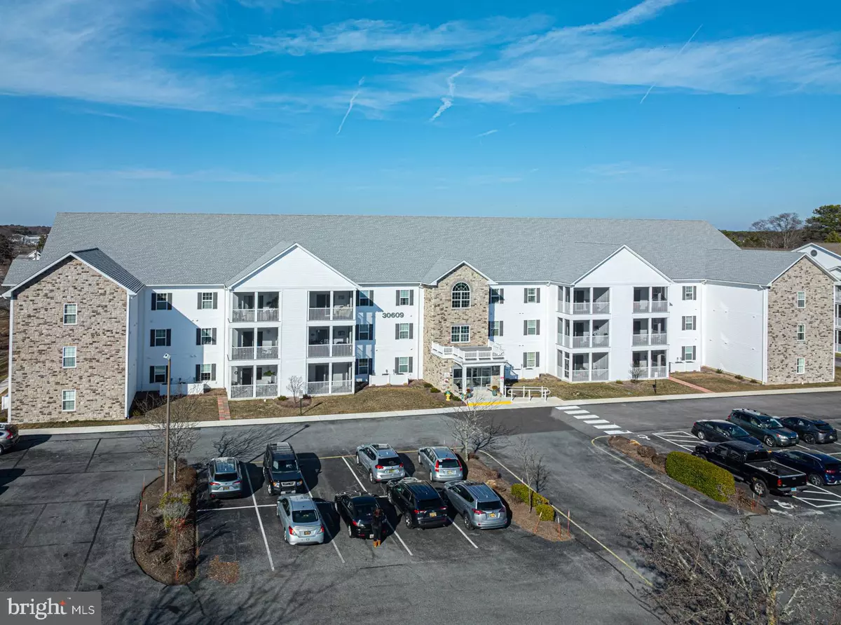 Ocean View, DE 19970,30609 CEDAR NECK RD #3103