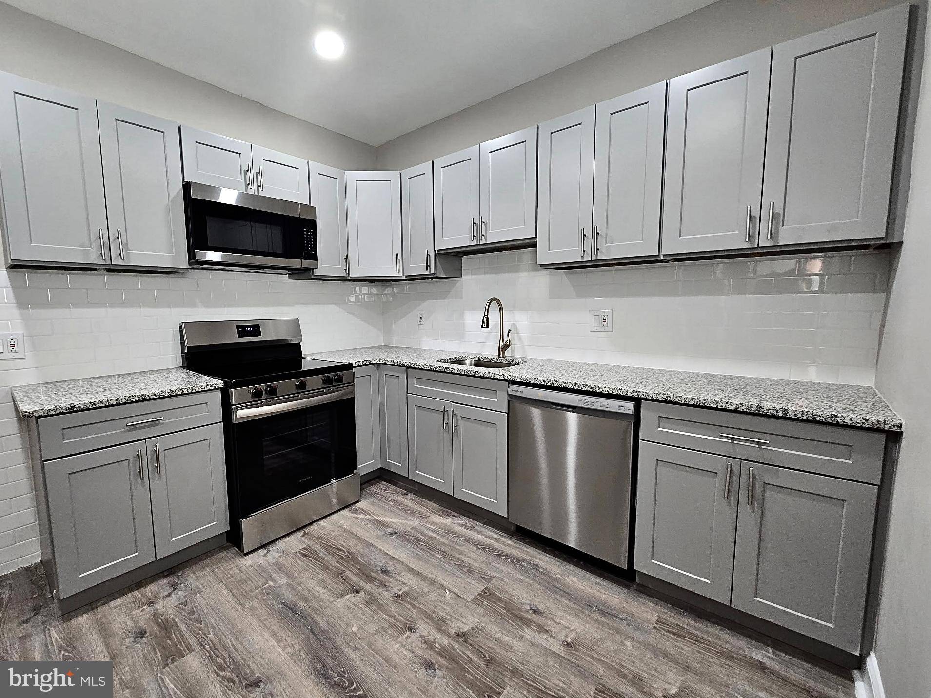 2113 N PHILIP ST, Philadelphia, PA 19122