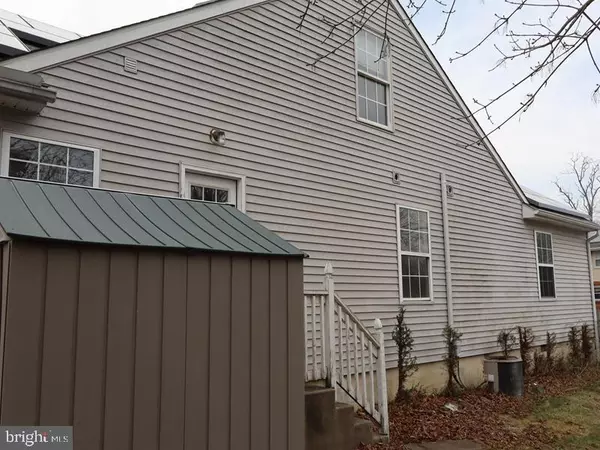 Berlin, NJ 08009,220 ESTAUGH AVE