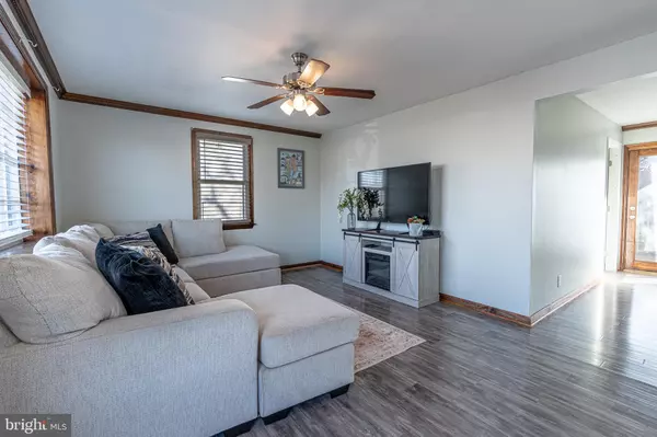 Dundalk, MD 21222,3502 LOGANVIEW DRIVE